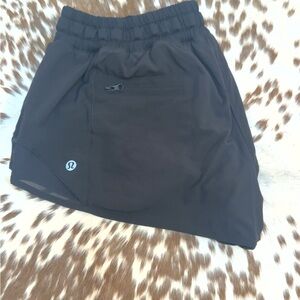 Lululemon Hotty Hot Short